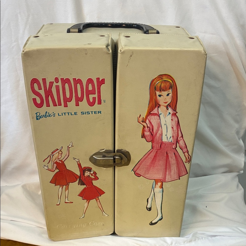 Mattel Skipper Carrying Case - Cream and Red